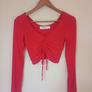 Emma & Sam Red Ruched Cropped Long Sleeve Top Size S